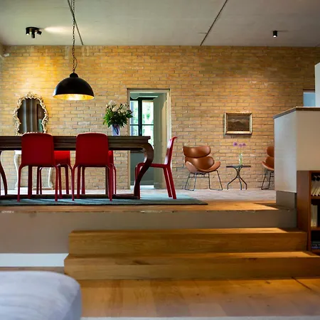 Grosse Loft Im Naturschutzgebiet Mit Eigenem Garten Appartamento *