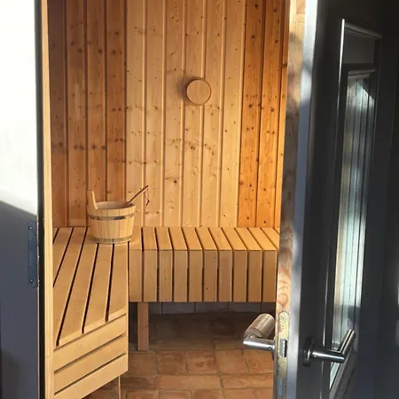 Grosse Loft Im Naturschutzgebiet Mit Eigenem Garten